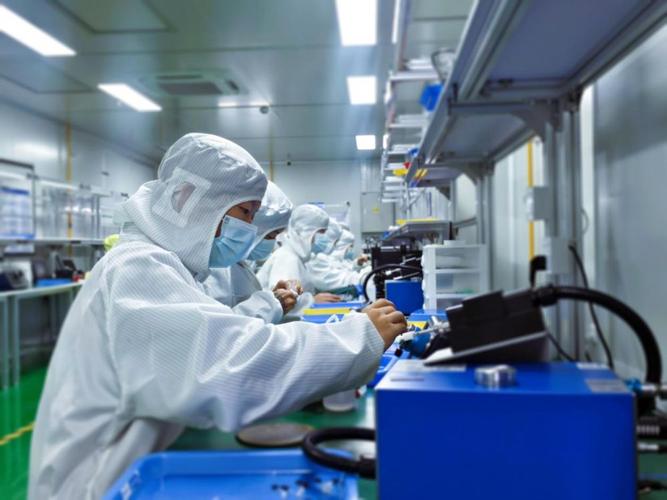 蓝光智能实现全工序自主可控，赋能光通信器件提质升级